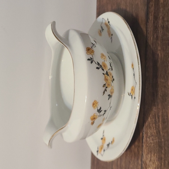 Gravy Boat RARE Vintage TK Thuny Czechoslovakia Porcelain China - Picture 3 of 8